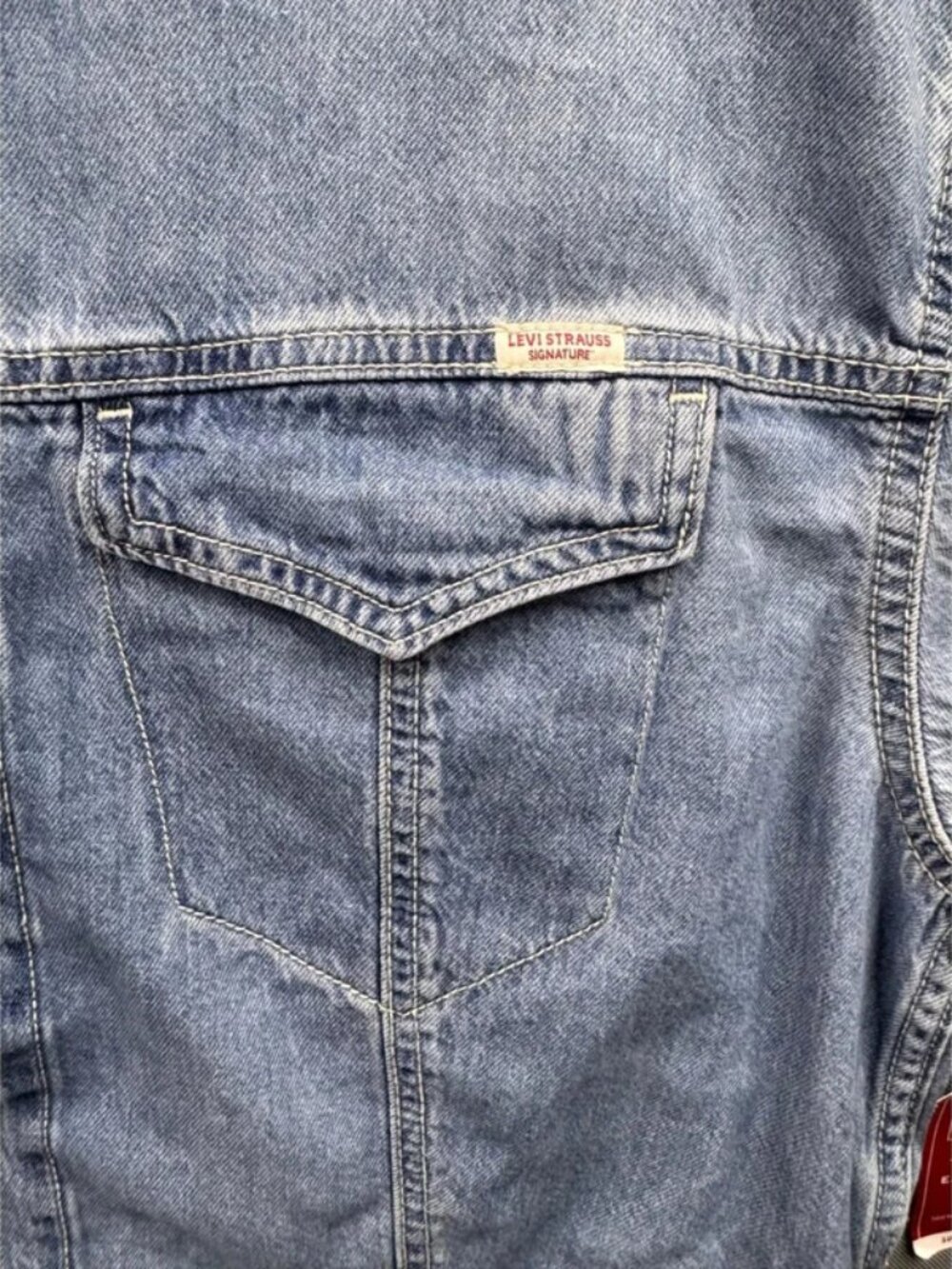 Levi Strauss Signature Easy Trucker Jacket Womens Light Wash Denim Relaxed L - Picture 3 of 5